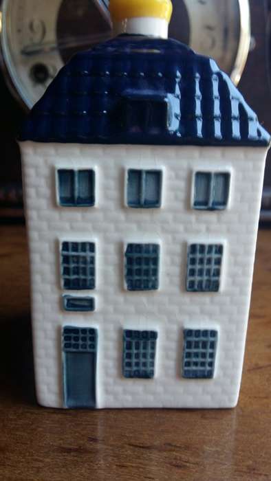 KLM Blue Delft House no 55